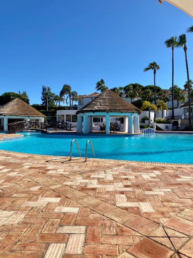 Beautiful Apartment For Rent In Quinta Do Lago With Excellent Resort Facilities Close To Lake And Beach. Экстерьер фото